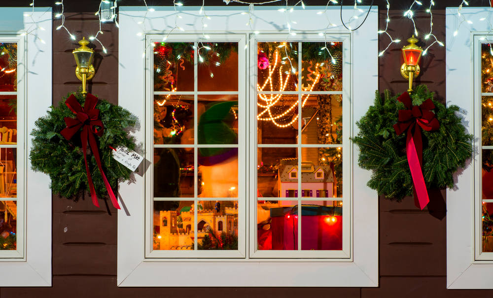 Reasons to Install Replacement Windows Before the Holidays