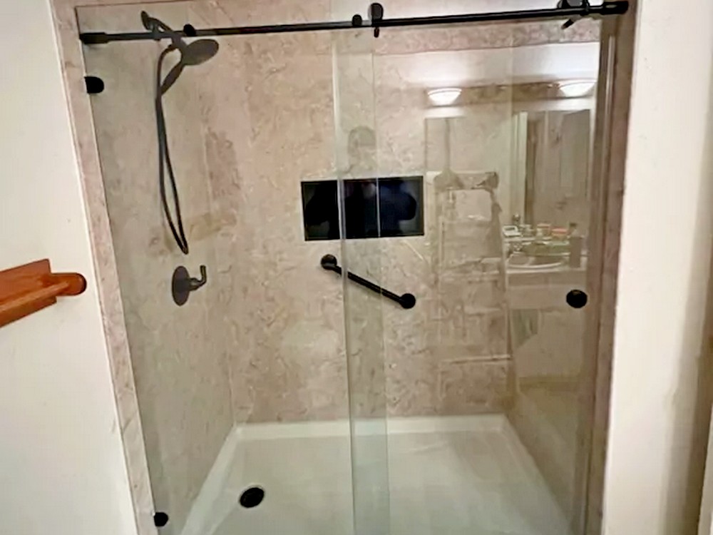 Bath to Shower Conversion in Los Angeles, CA